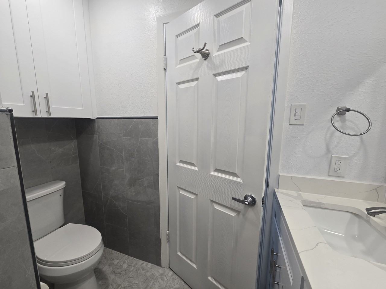 211 Redfish Dr #1 - Photo 4 of 29