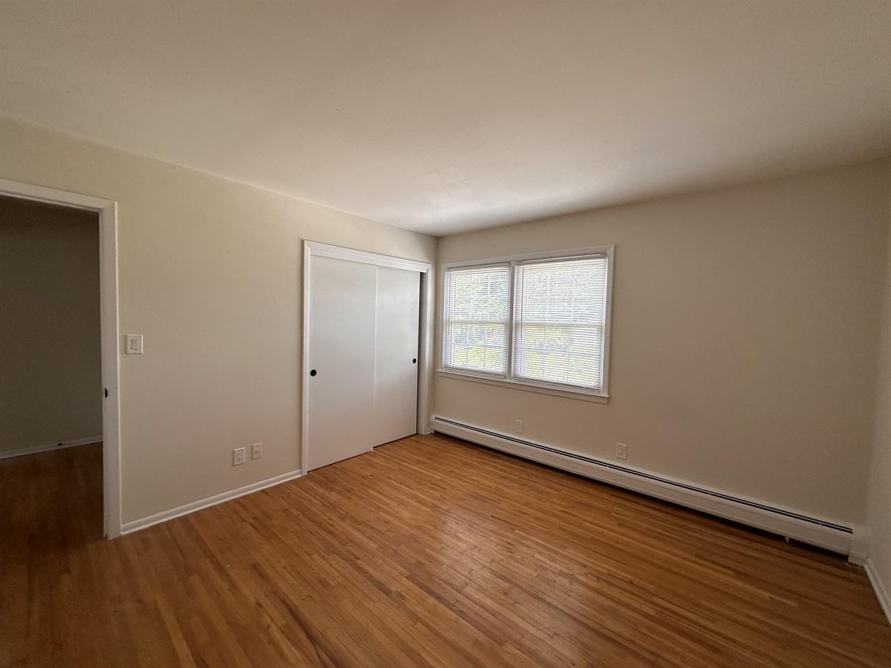 80 Hunt Avenue6B #6BHUN - Photo 2 of 5