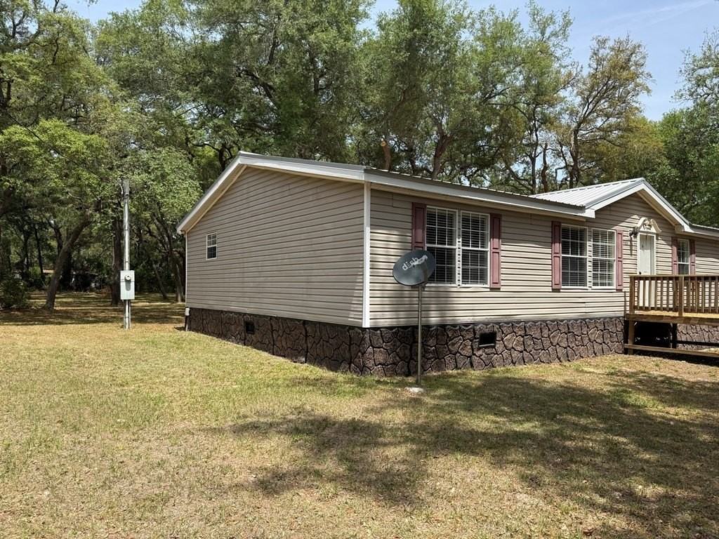 7831 Nw 166th St - Photo 3 of 33