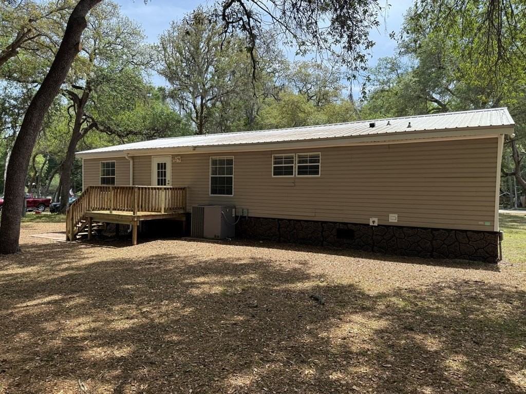 7831 Nw 166th St - Photo 4 of 33