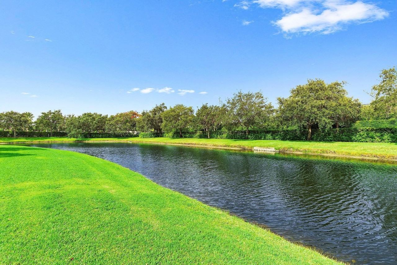 6309 Graycliff Dr #C - Photo 2 of 50