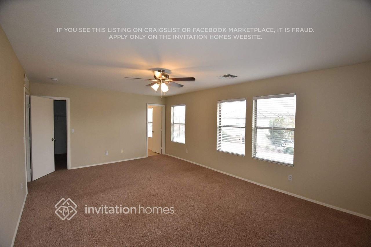 2774 S Southwind Dr - Photo 4 of 7