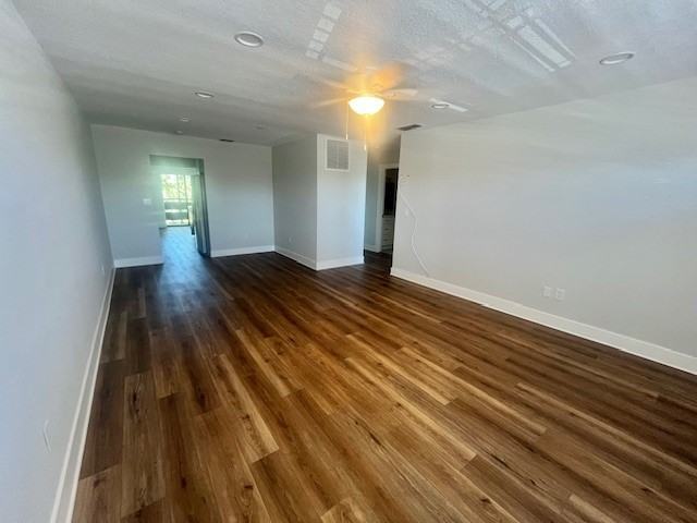 6080 80th Street North - 310Unit 310 #310 - Photo 6 of 17