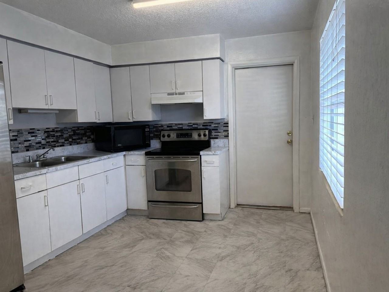 5016 22nd St W #1 - Photo 3 of 5