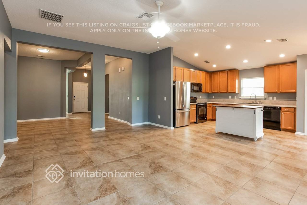 12577 White Cedar Trl - Photo 2 of 12