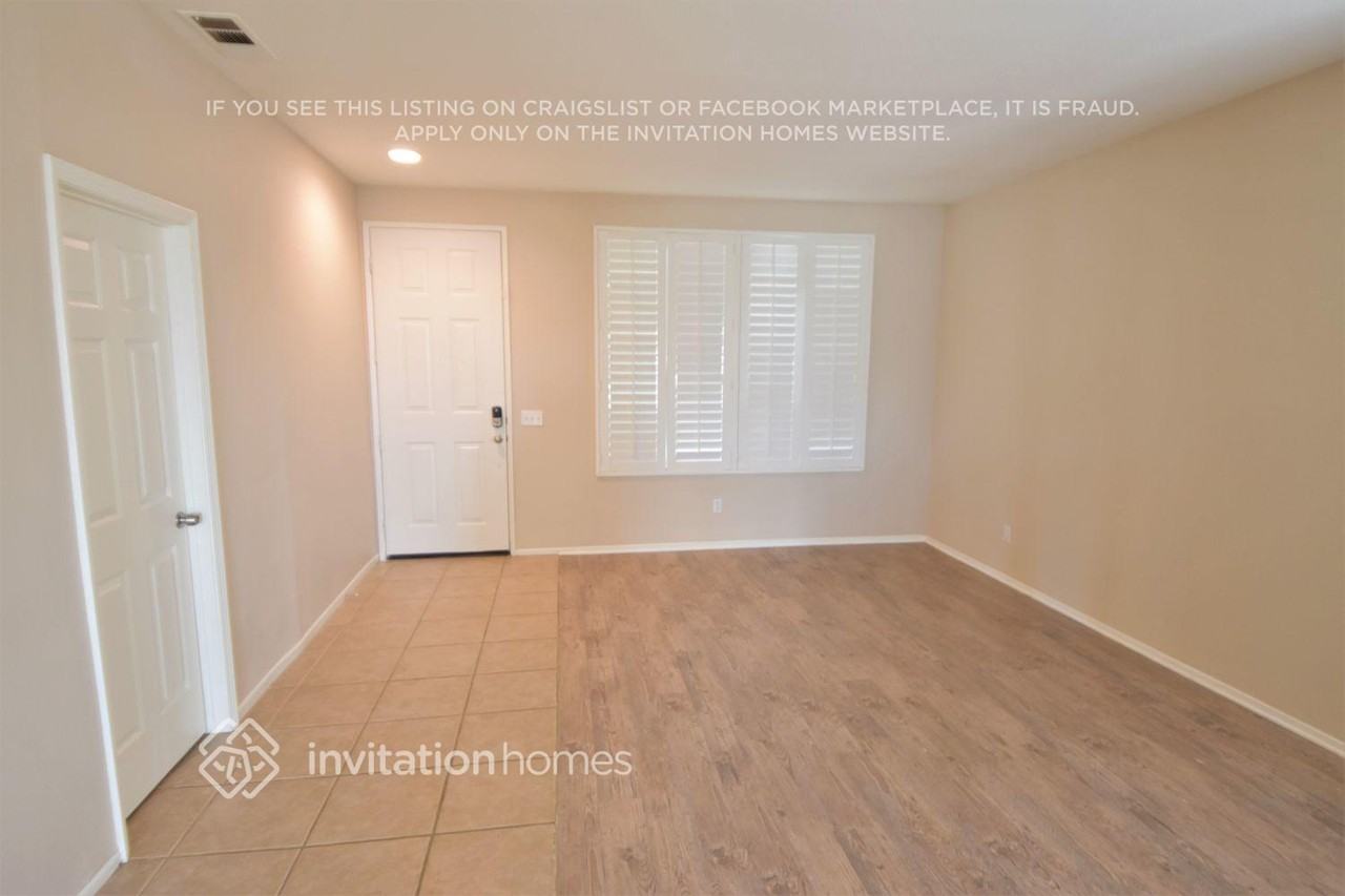 29910 Morning Breeze Dr - Photo 2 of 15