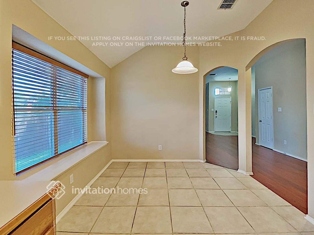 1112 Sweetwater Dr - Photo 7 of 16