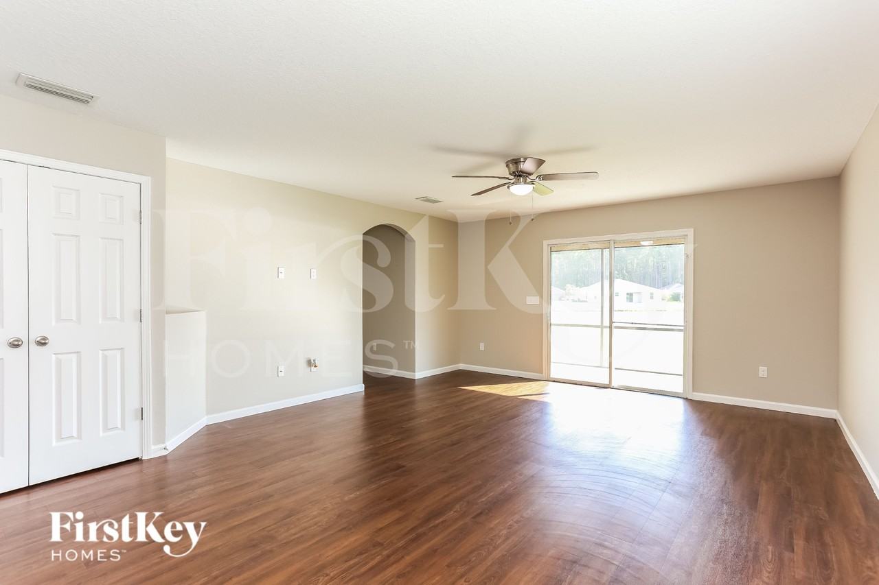 78295 Saddle Rock Rd - Photo 6 of 18