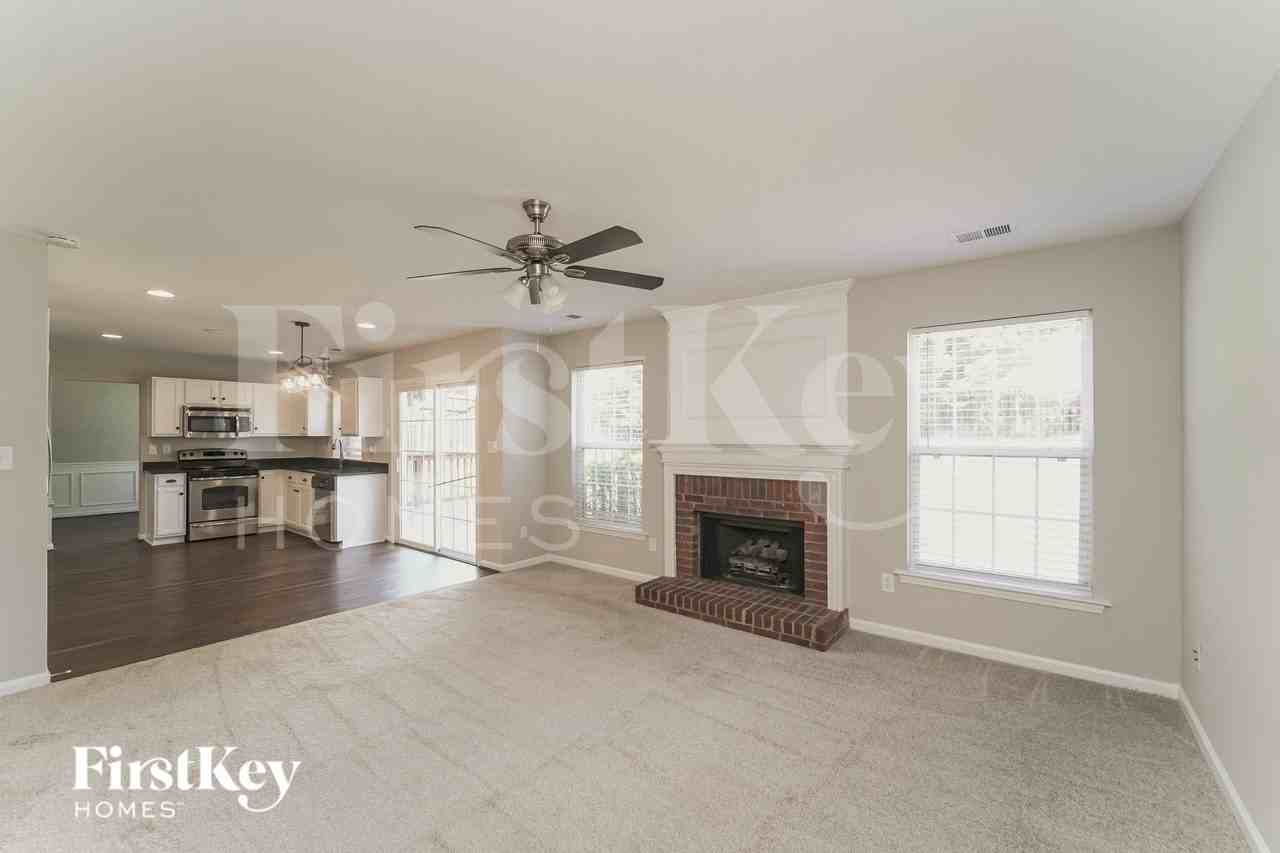 7906 Avensong Terrace Ct - Photo 4 of 16