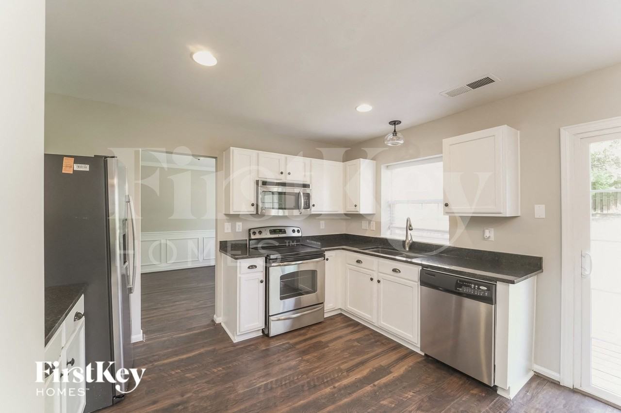 7906 Avensong Terrace Ct - Photo 6 of 16