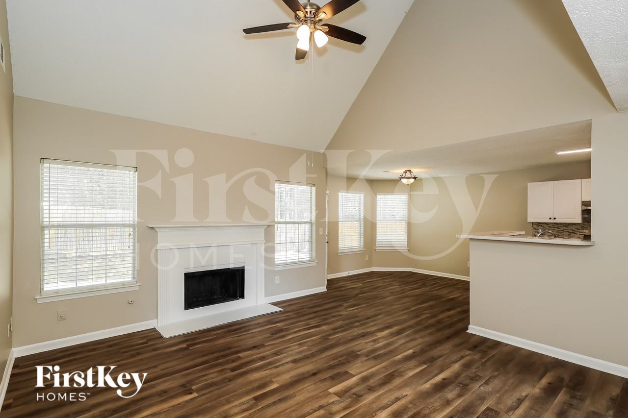 1173 Round Table Ln - Photo 2 of 19