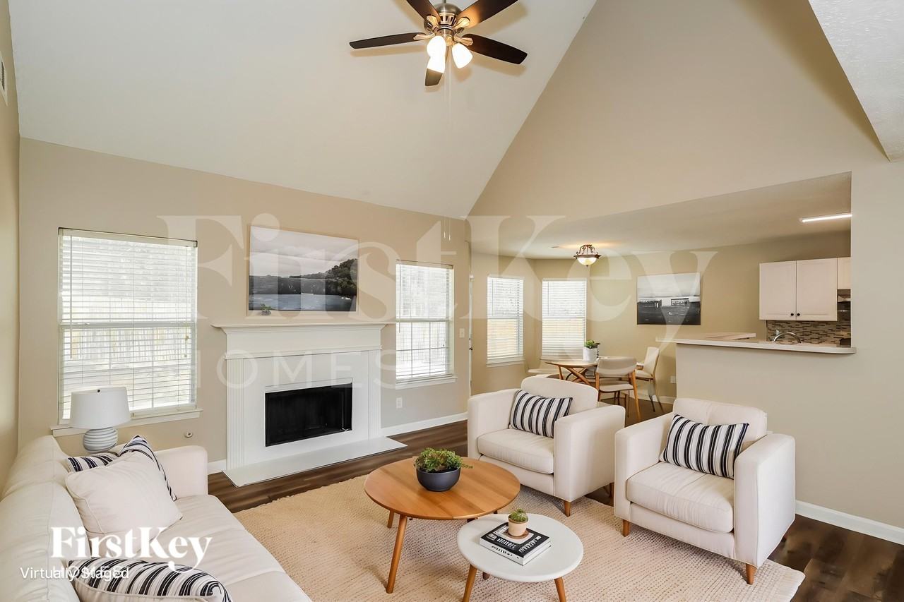 1173 Round Table Ln - Photo 3 of 19