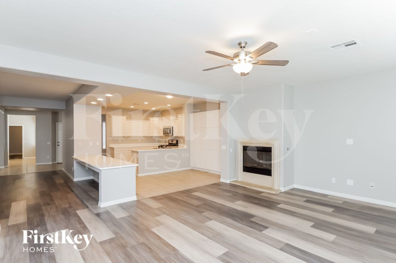 5595 Criollo Dr - Photo 3 of 18