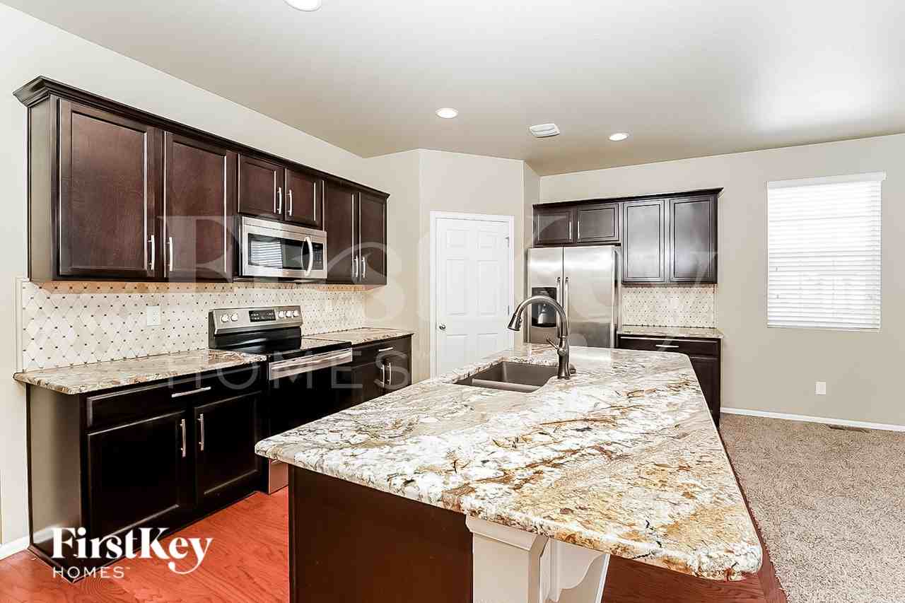 6464 N Ensenada Ct - Photo 6 of 15