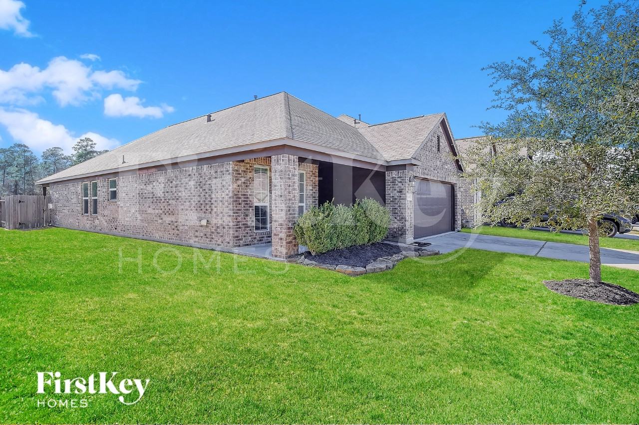 2598 Magnolia Fair Way - Photo 3 of 18