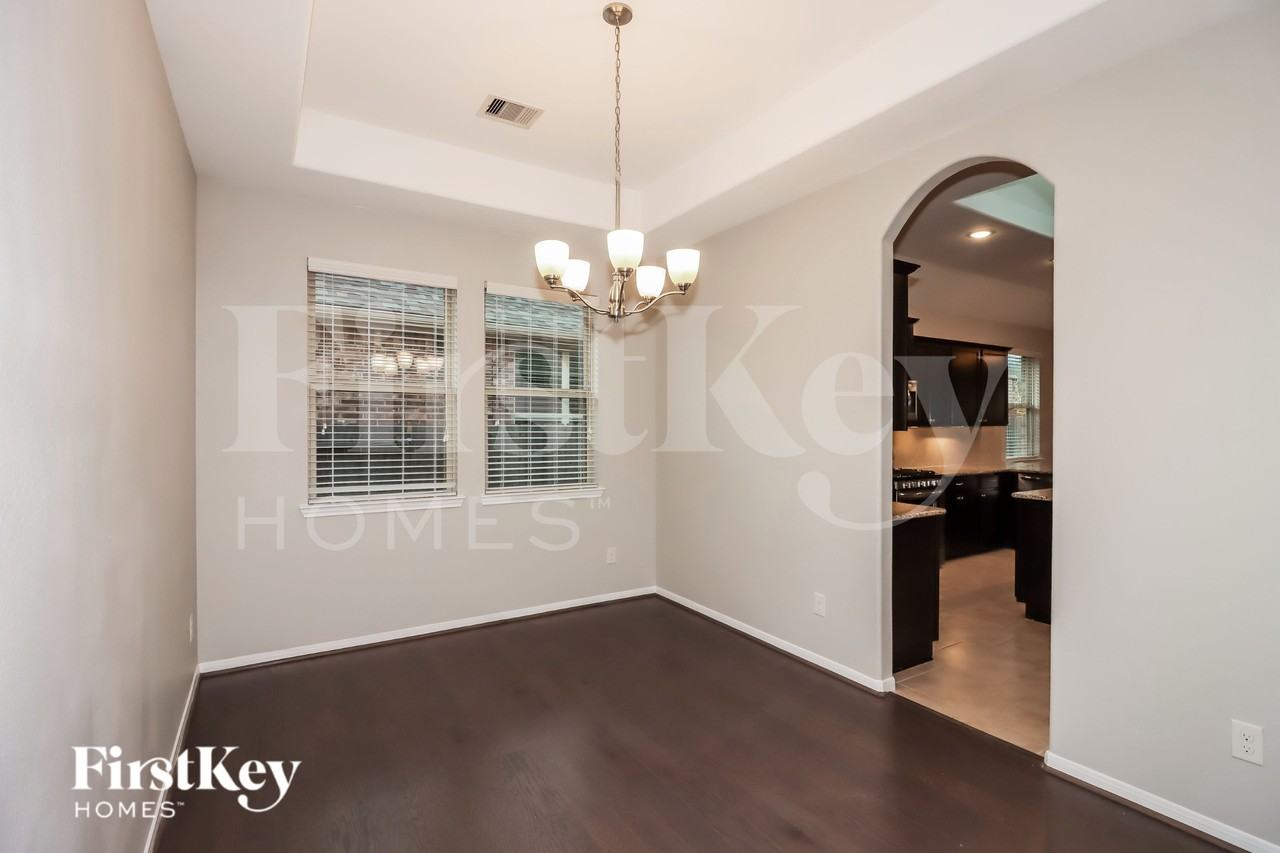 5518 Glenfield Spring Ln - Photo 7 of 18