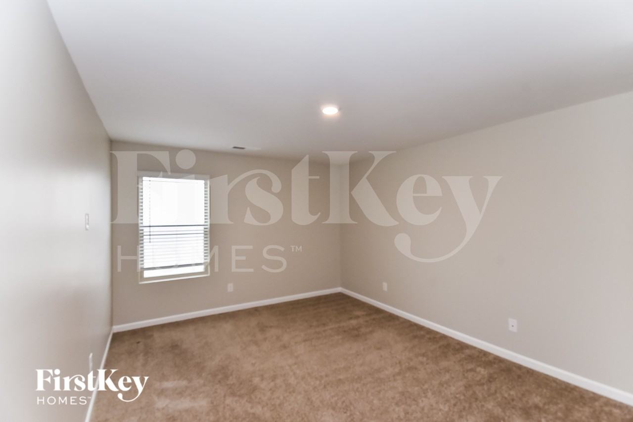 3006 Chris Cir - Photo 5 of 15