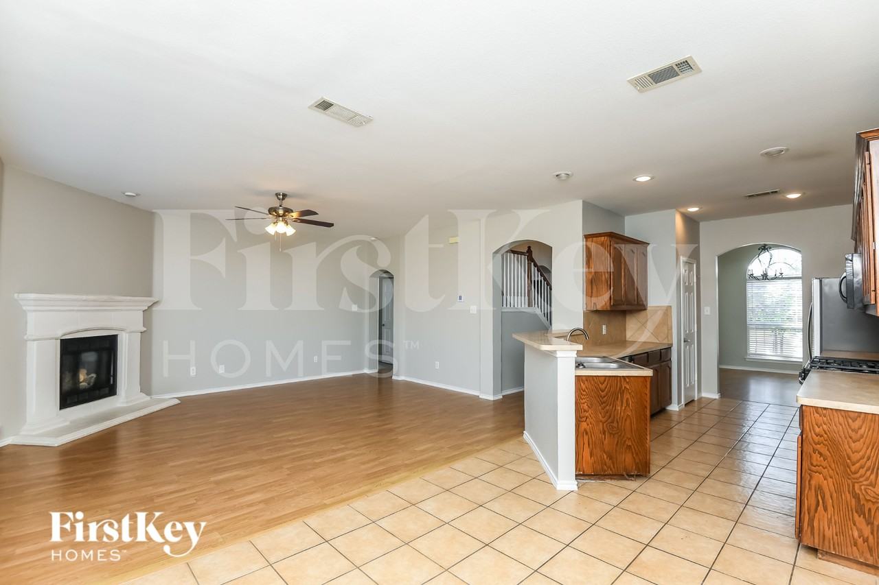 6321 Melanie Dr - Photo 3 of 15