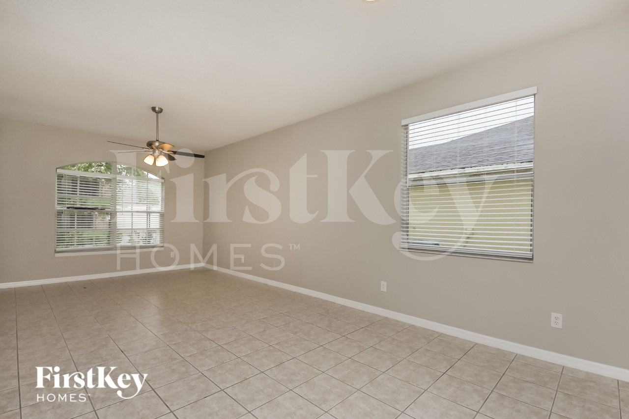 1506 Nestlewood Trl - Photo 4 of 16