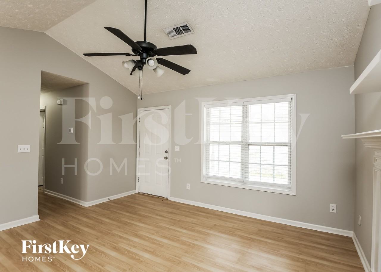 5183 Sagewood Dr - Photo 2 of 15