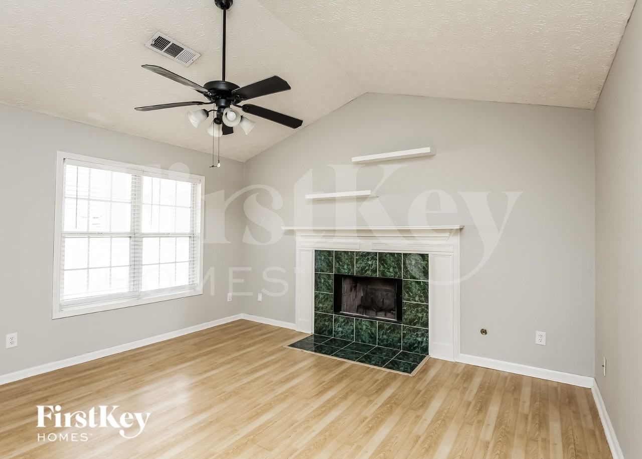 5183 Sagewood Dr - Photo 5 of 15