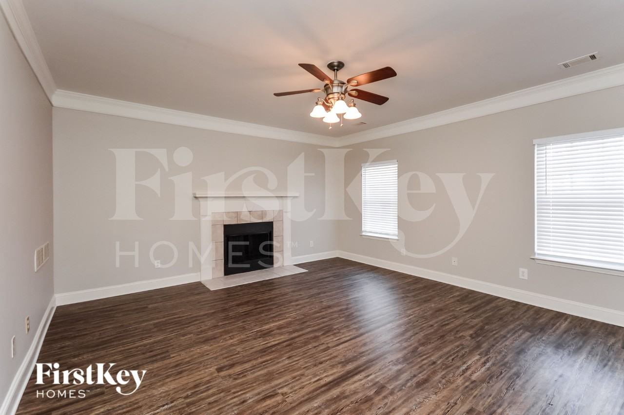 4611 River Rd - Photo 2 of 18