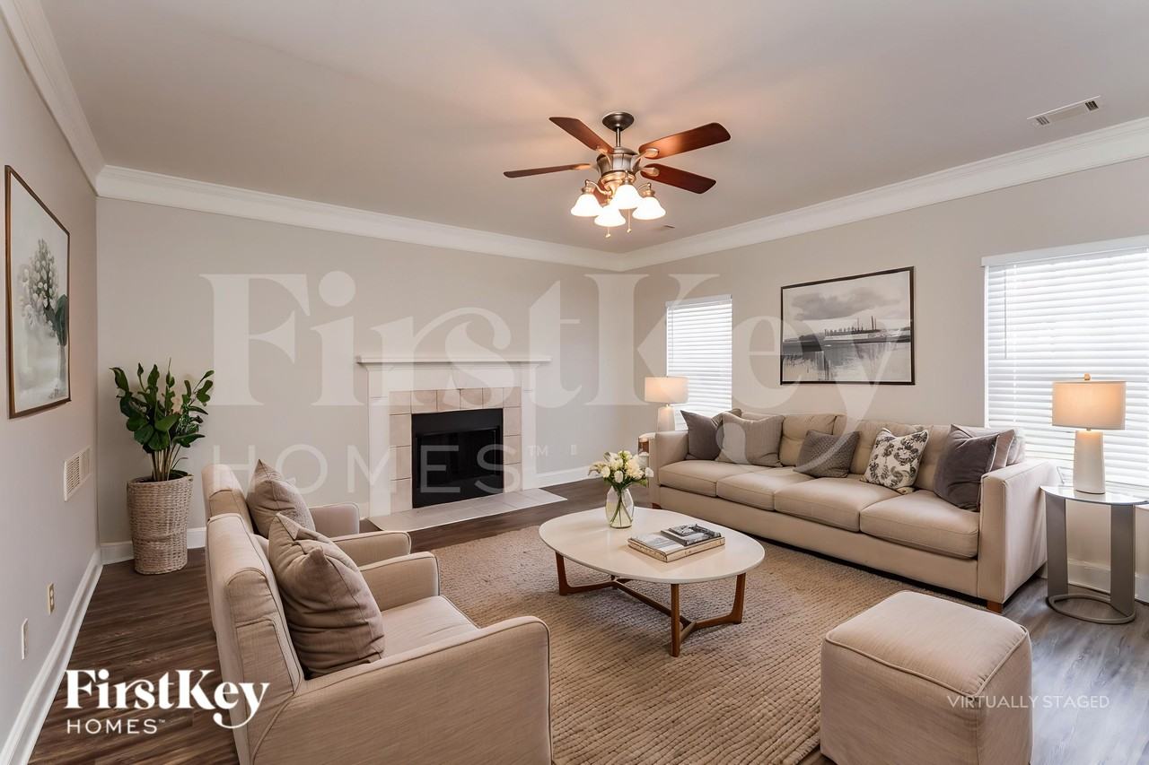 4611 River Rd - Photo 3 of 18