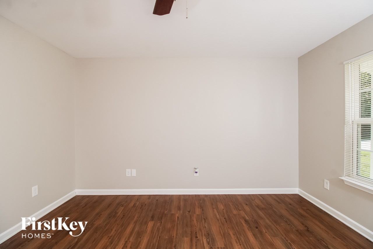 2322 Deerbrook Forest Ln - Photo 2 of 15