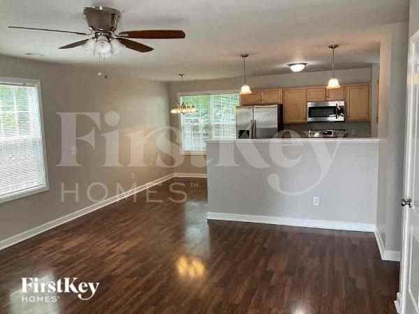 100 Ash Ave Nw - Photo 2 of 12