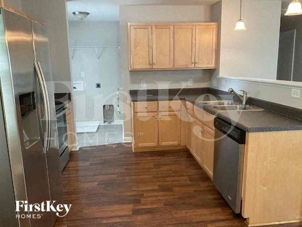 100 Ash Ave Nw - Photo 4 of 12