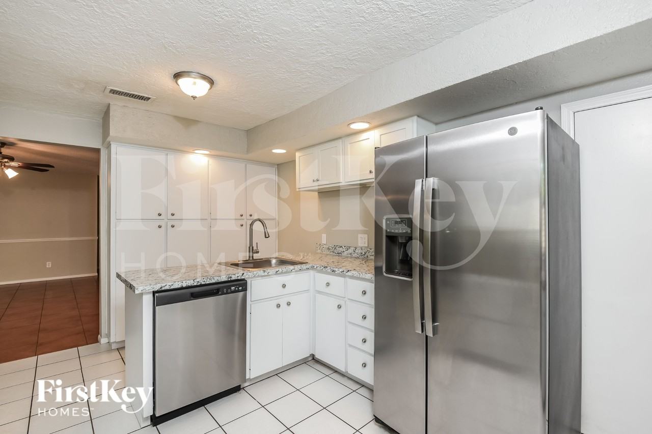 3105 Barna Ave - Photo 6 of 20