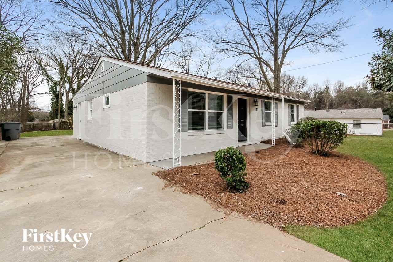 3610 Bardot Dr - Photo 3 of 15