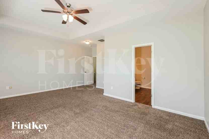 975 Treymont Way - Photo 7 of 16