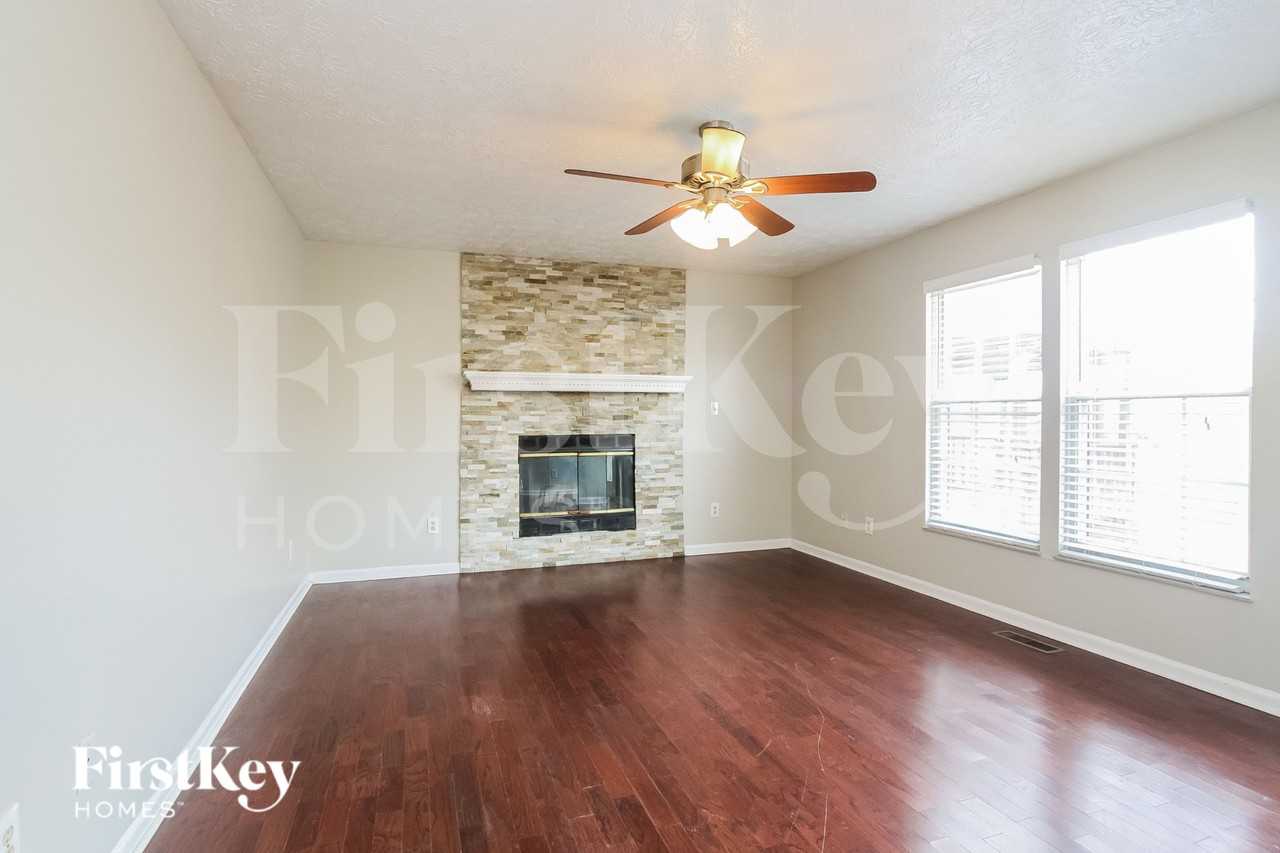 7724 Gullit Way - Photo 2 of 15