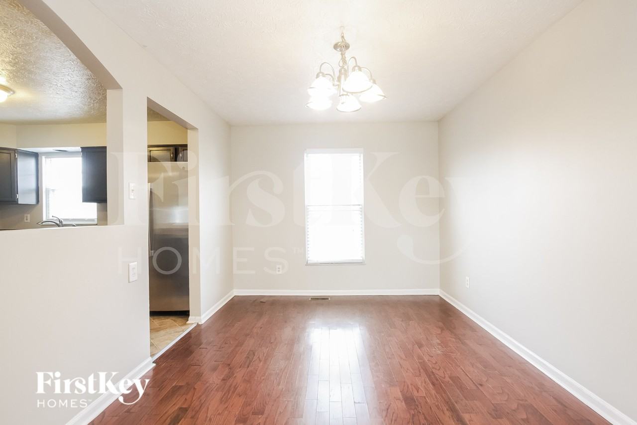 7724 Gullit Way - Photo 3 of 15