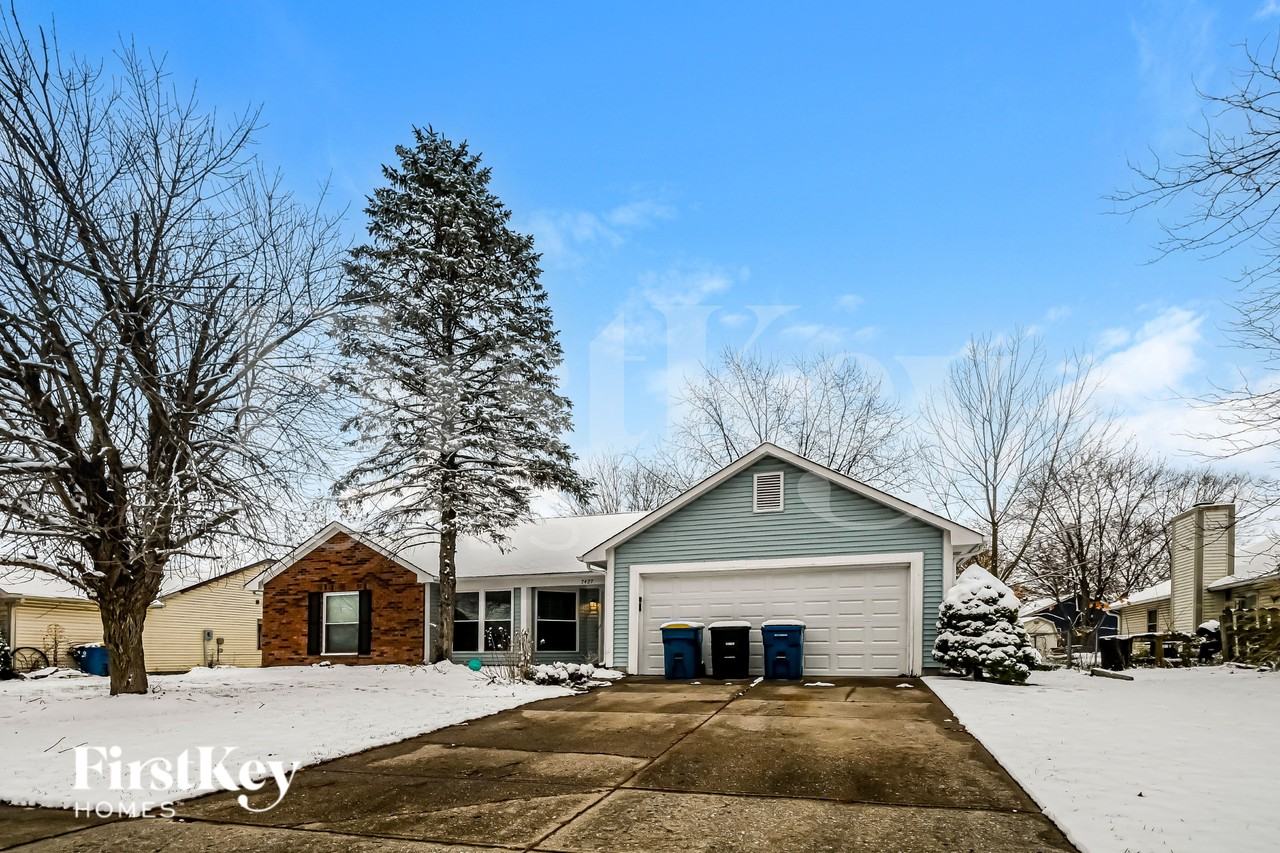 7427 Cobblestone West Dr