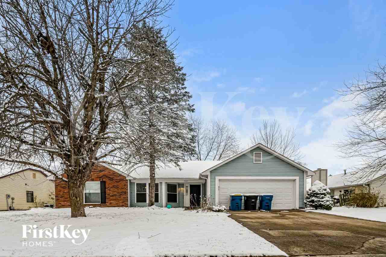 7427 Cobblestone West Dr - Photo 2 of 18