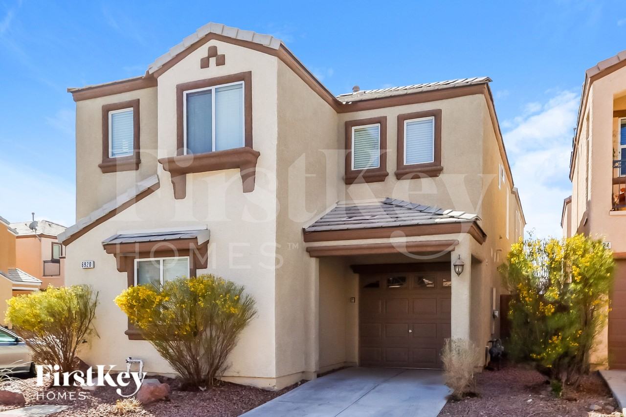 6920 Dancing Cloud Ave - Photo 3 of 16