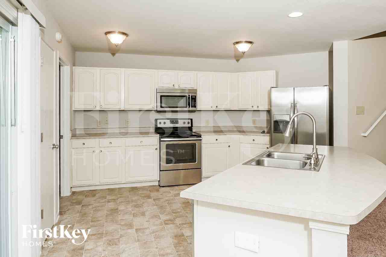 3608 Brandenburg Blvd - Photo 5 of 16