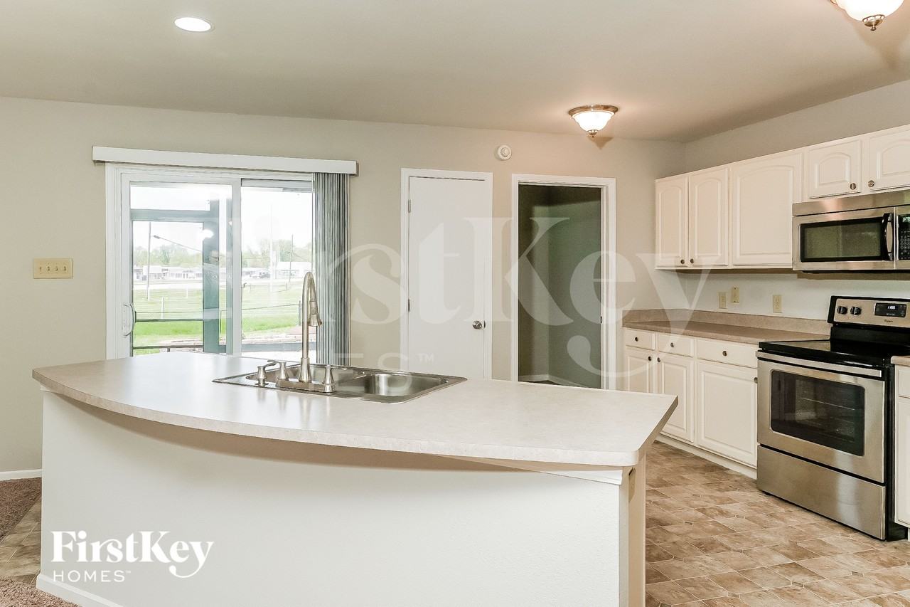 3608 Brandenburg Blvd - Photo 6 of 16