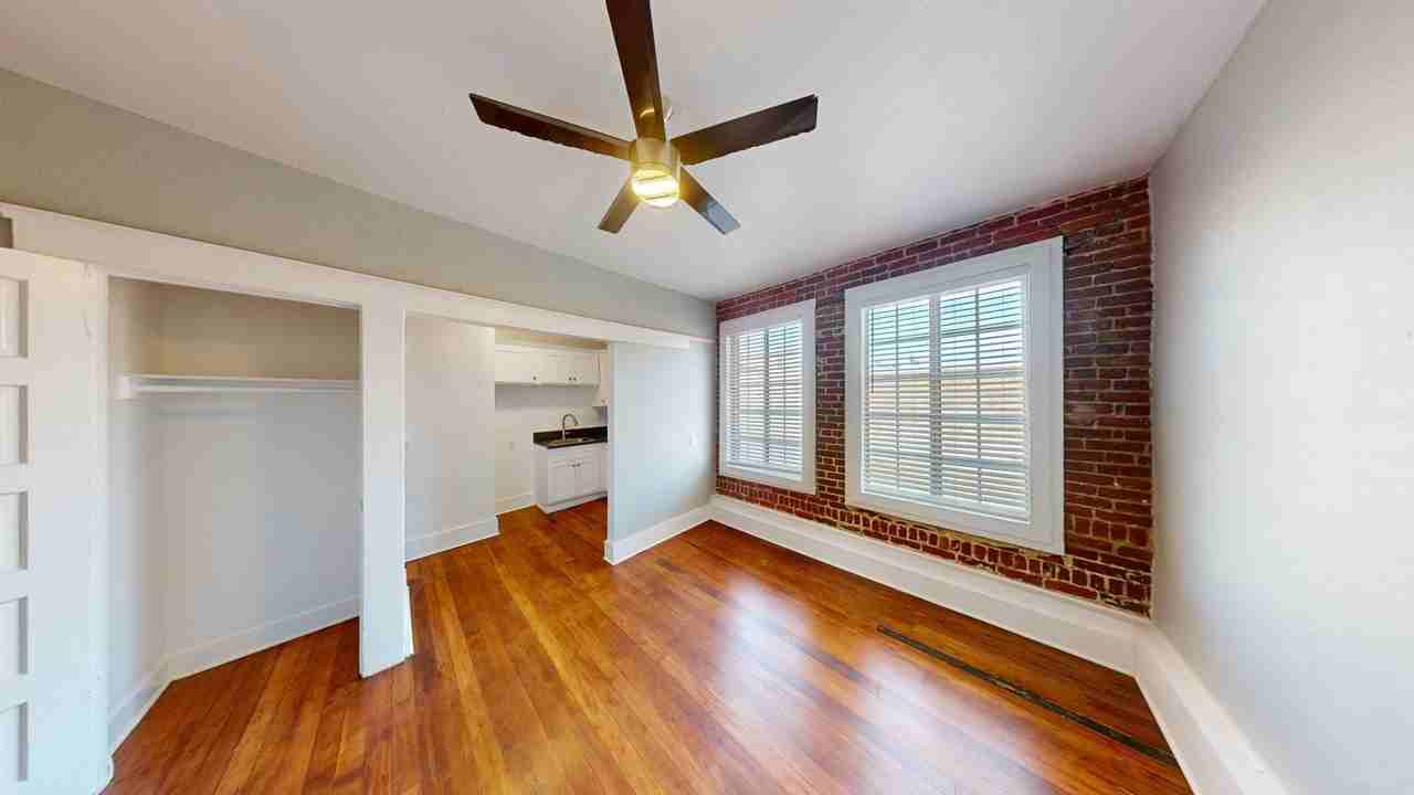 BRD - 2626 N. BROADWAY - Photo 2 of 4