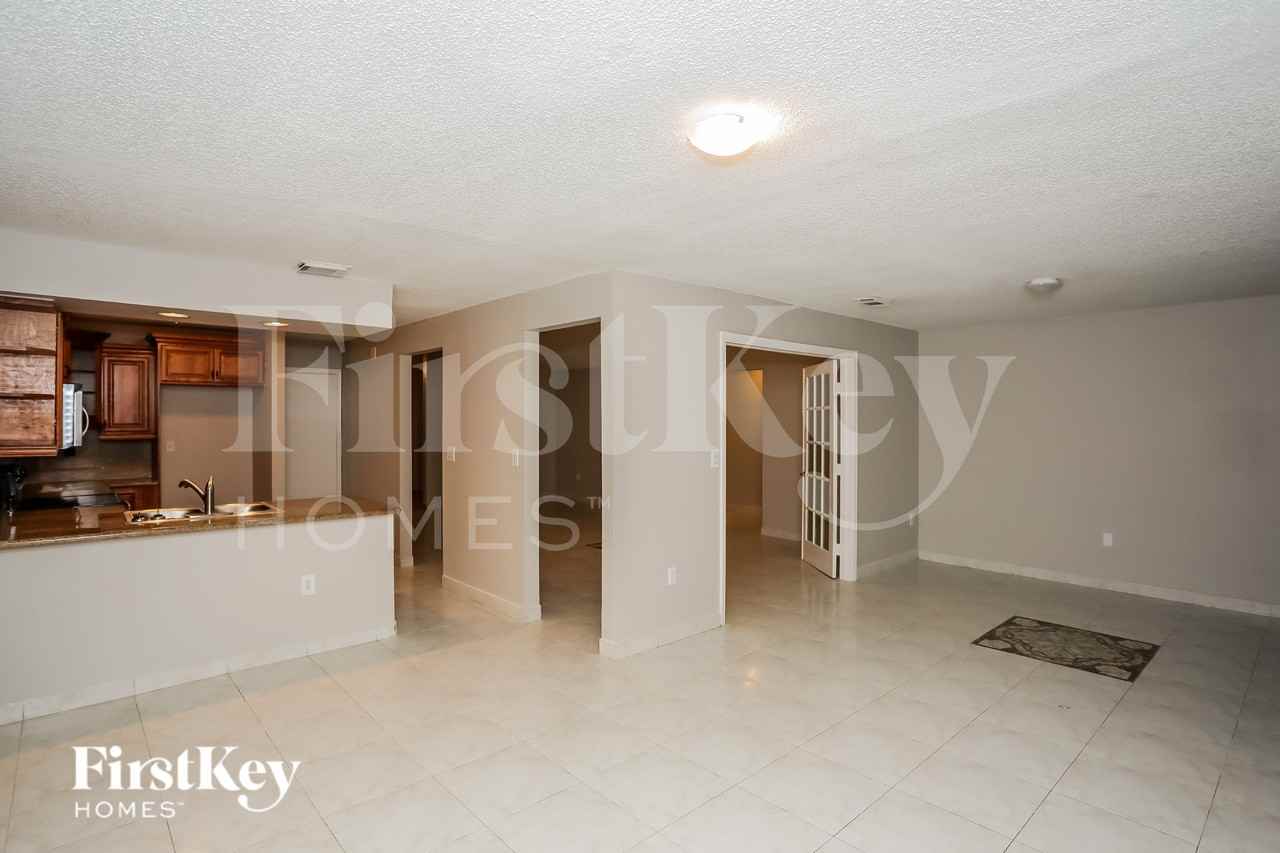 13710 Swterrace - Photo 6 of 19