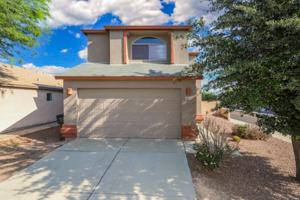featured image of 4279 E Ocotillo Desert Trl