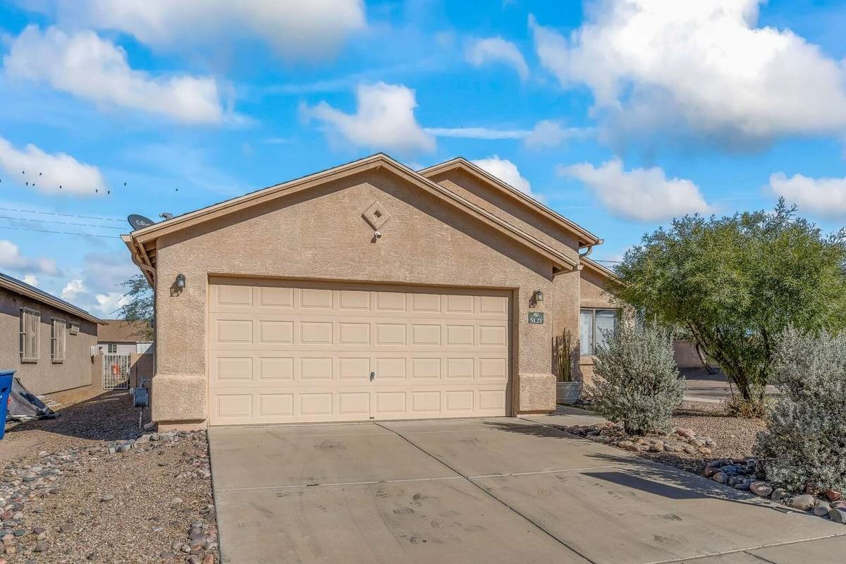 5121 S Lavender Mist Ct - Photo 3 of 30