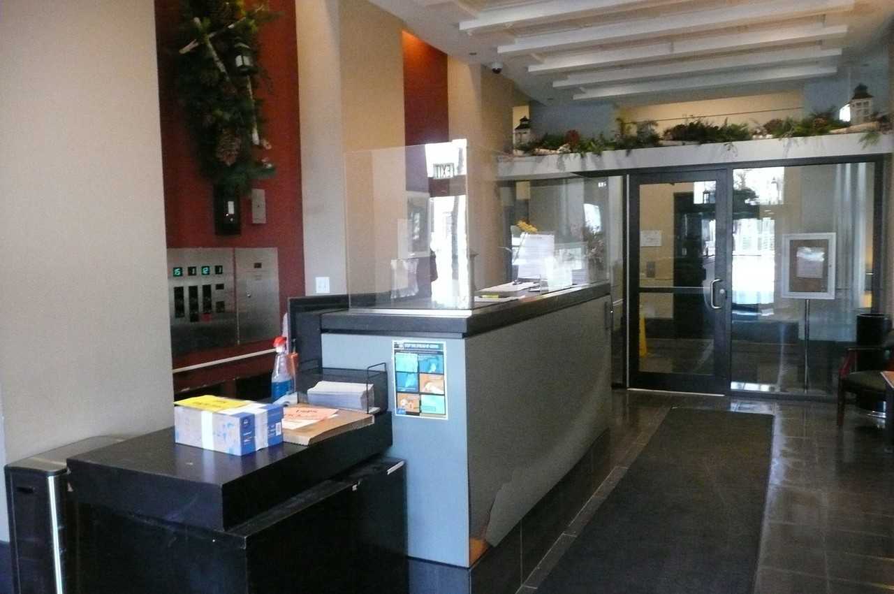 1255 S State St #1211 - Photo 2 of 8