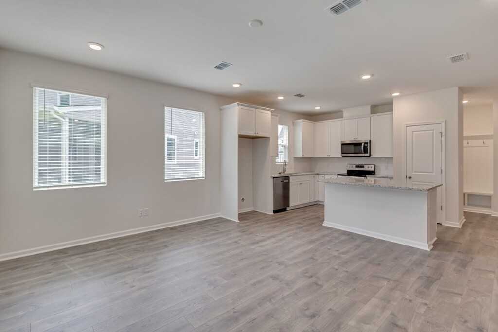 133 Congo Ct - Photo 6 of 21