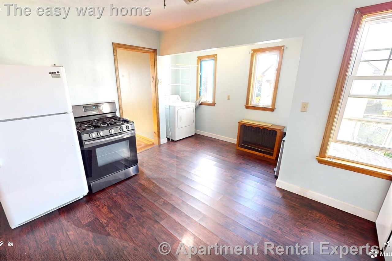 27 Princeton St #2 - Photo 2 of 21