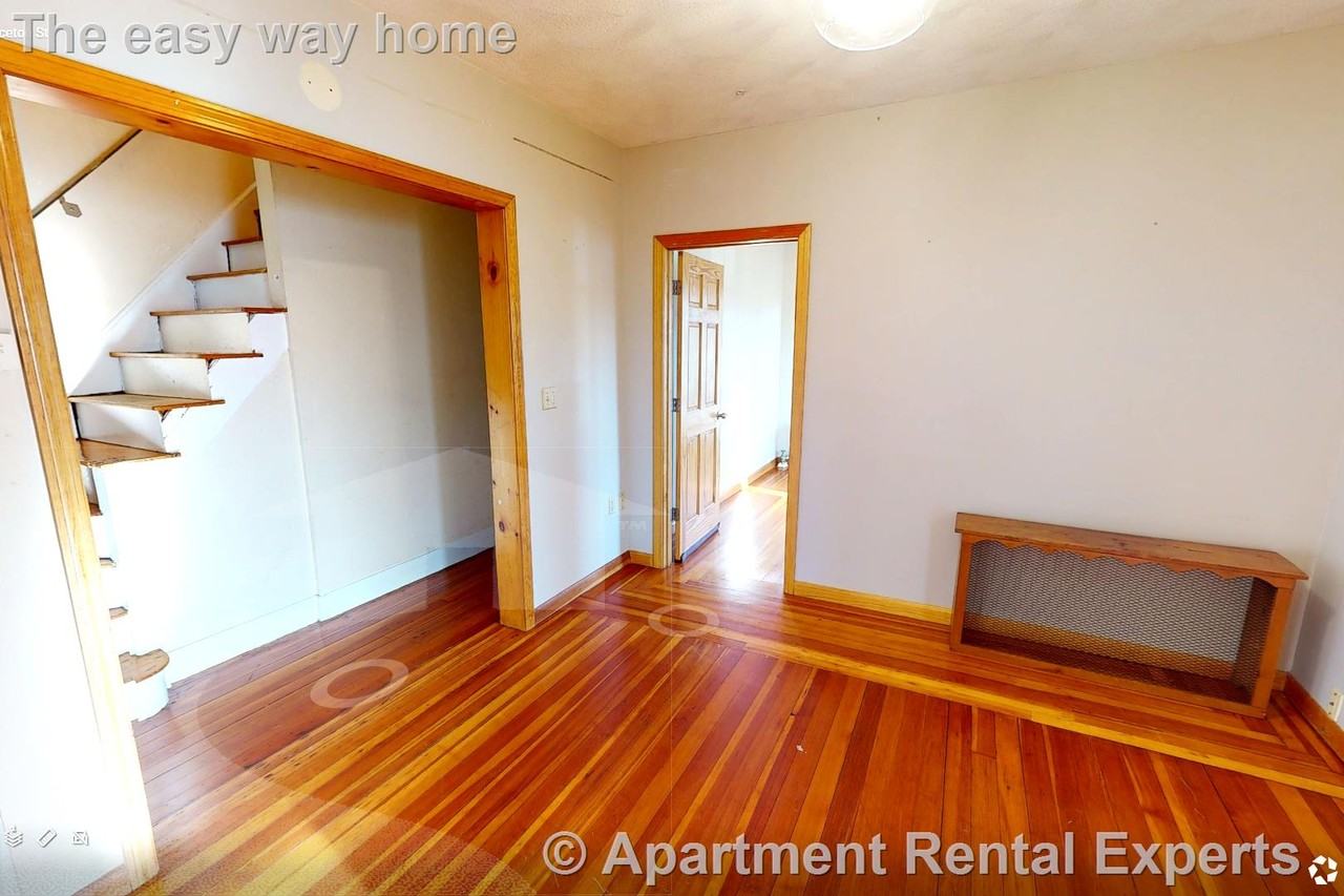 27 Princeton St #2 - Photo 6 of 21