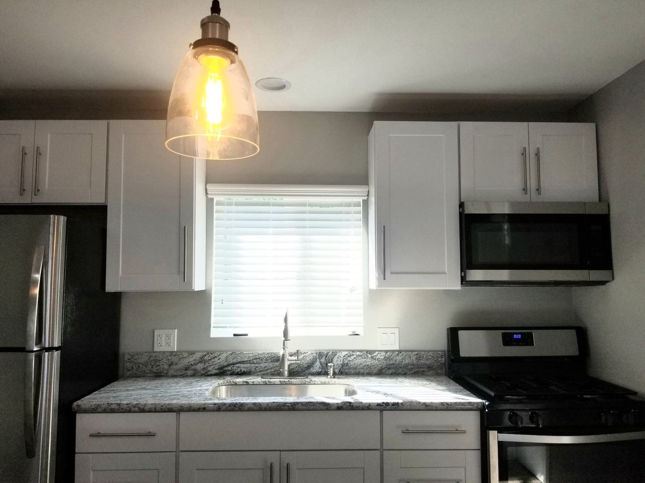 5013 63rd St - Photo 2 of 16