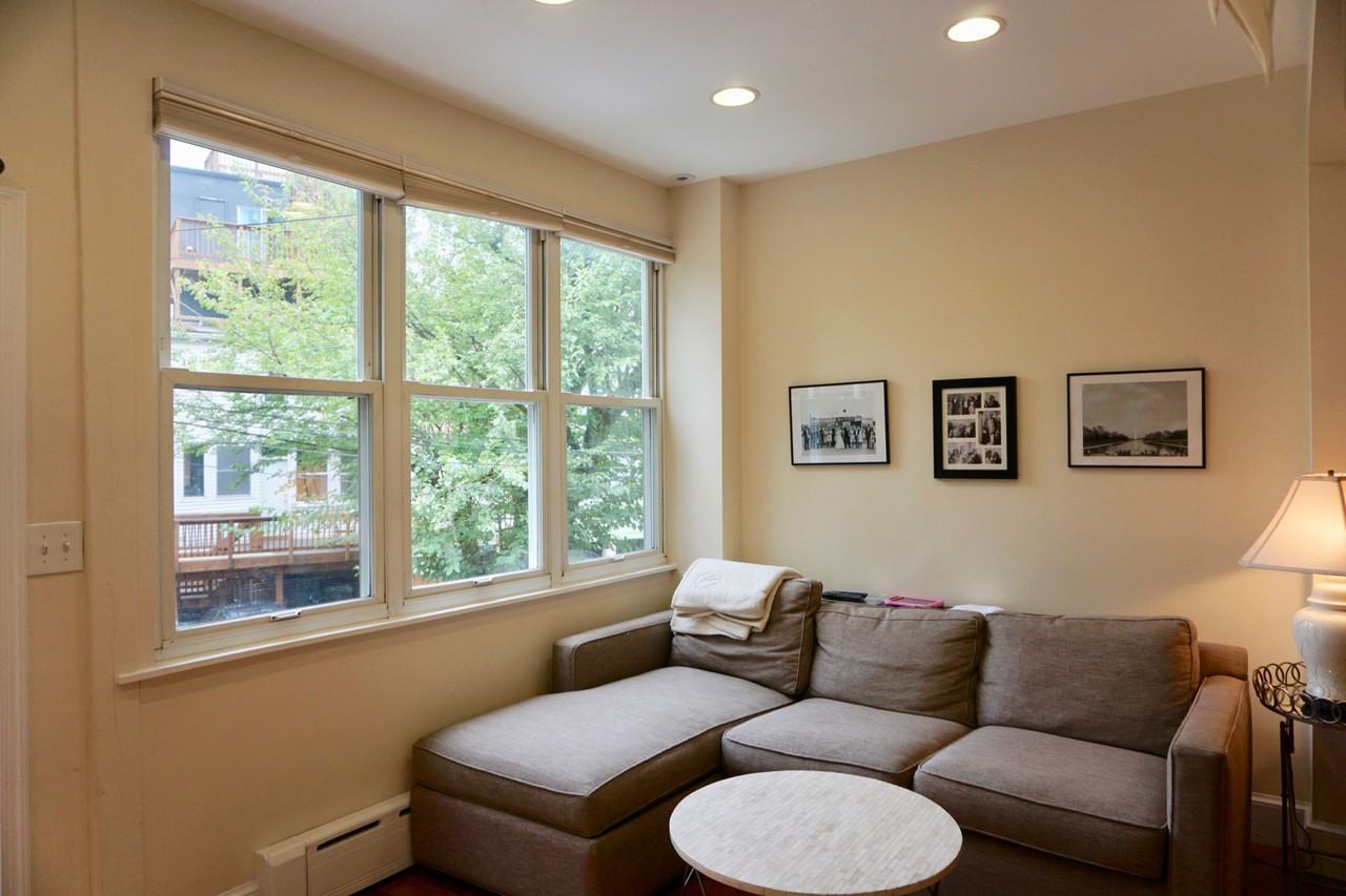 2417 Tunlaw Rd Nw #NA - Photo 7 of 11